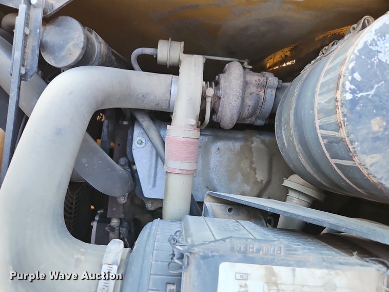 image for item EI3833 2012 Caterpillar 420E backhoe