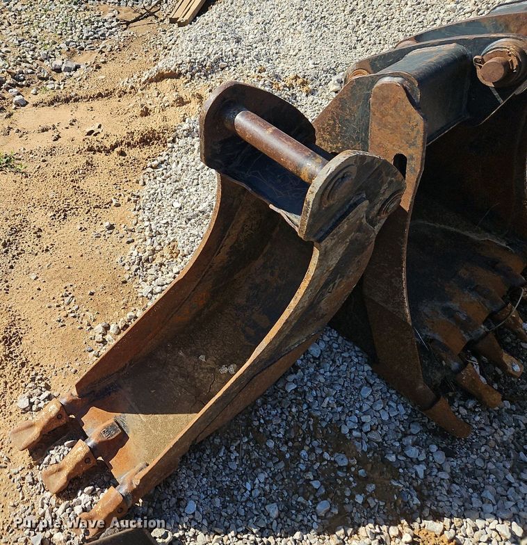 image for item EI3833 2012 Caterpillar 420E backhoe