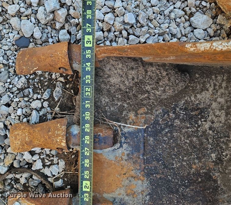 image for item EI3833 2012 Caterpillar 420E backhoe