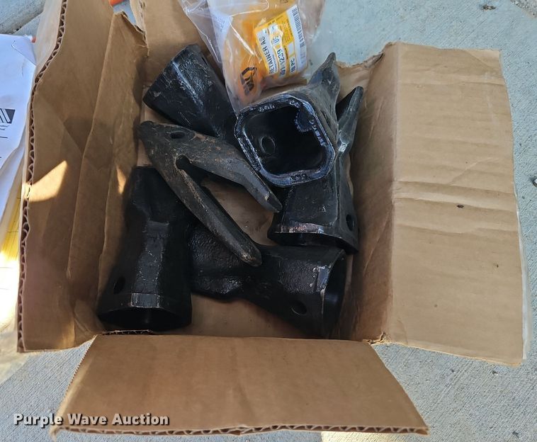 image for item EI3833 2012 Caterpillar 420E backhoe