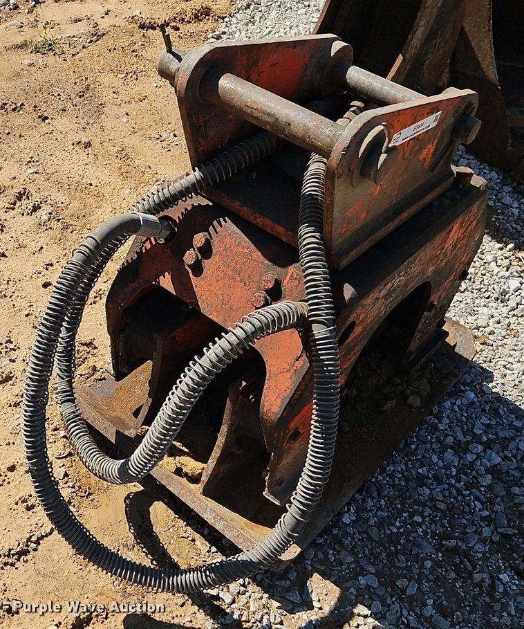 image for item EI3834 NPK C-4B plate compactor