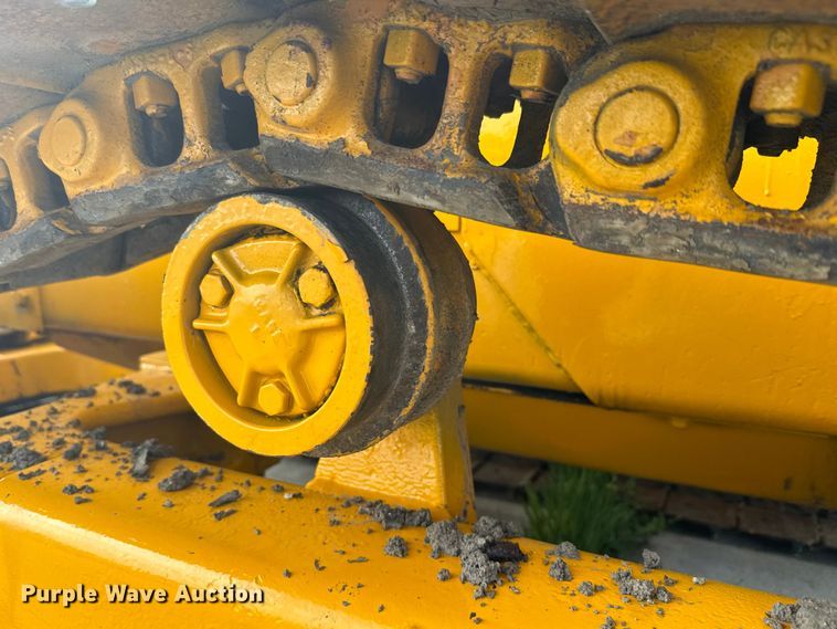 image for item EJ2700 1989 Case 450C dozer