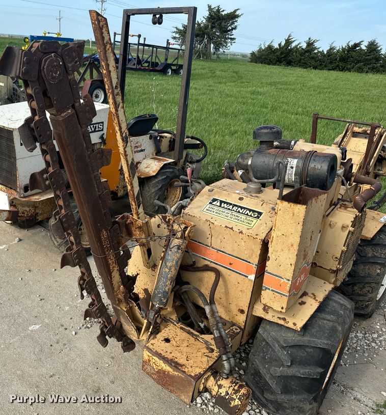 image for item EJ2702 1989 Burkeen B-30 trencher