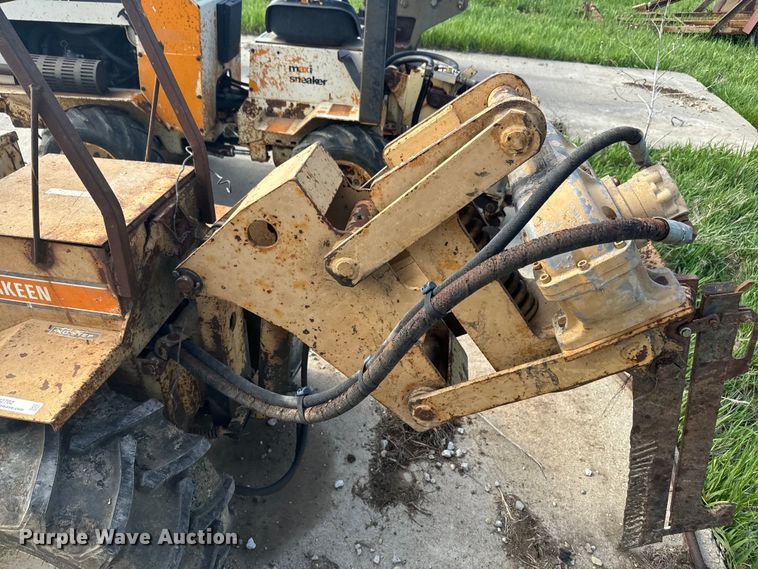 image for item EJ2702 1989 Burkeen B-30 trencher