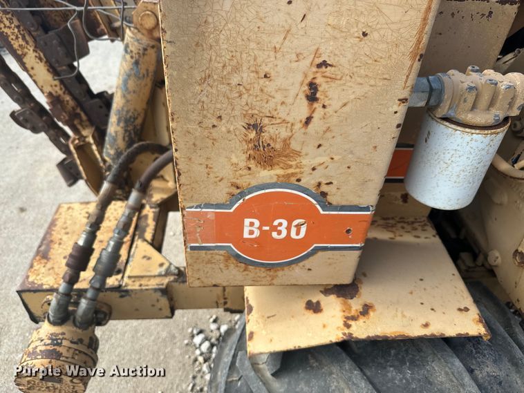 image for item EJ2702 1989 Burkeen B-30 trencher