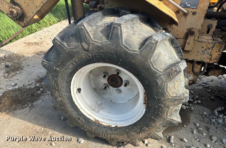 image for item EJ2702 1989 Burkeen B-30 trencher