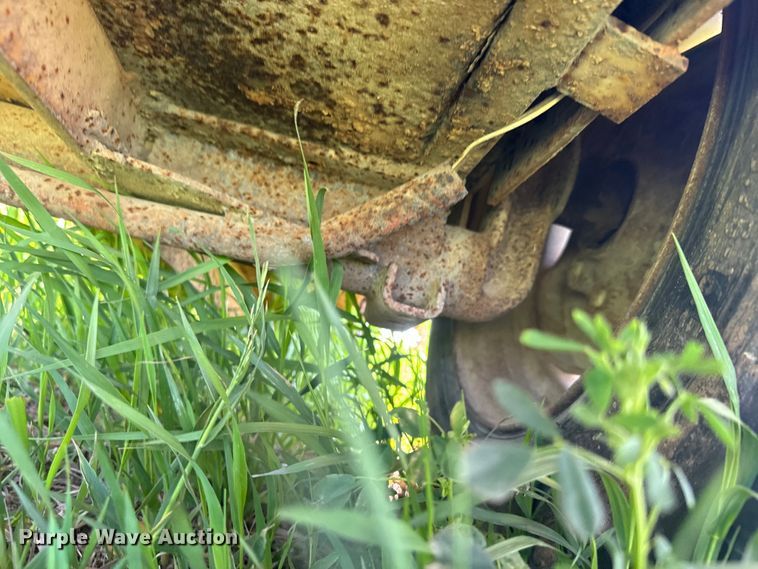 image for item EJ2702 1989 Burkeen B-30 trencher