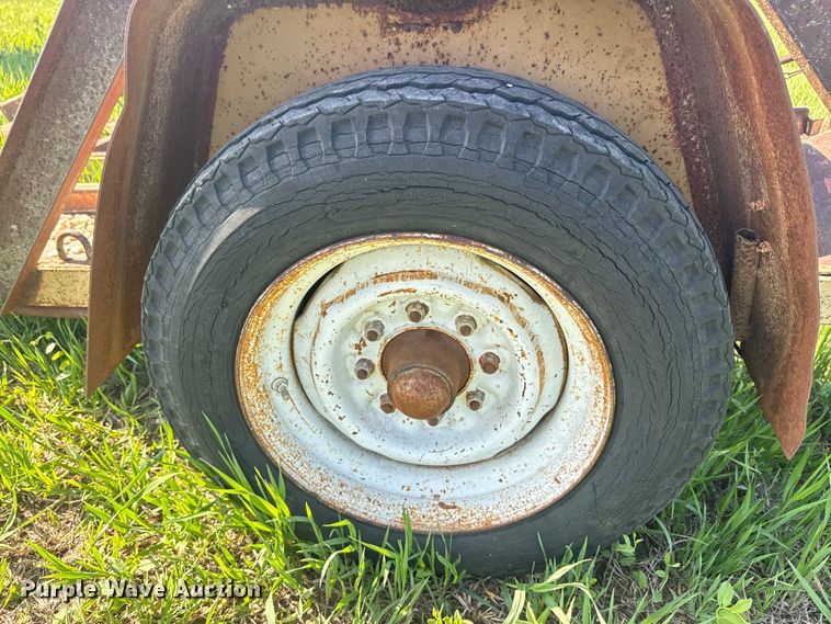 image for item EJ2702 1989 Burkeen B-30 trencher