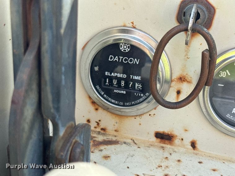 image for item EJ2703 1981 Case Maxi Sneaker  cable plow