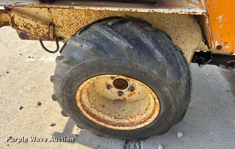 image for item EJ2703 1981 Case Maxi Sneaker  cable plow