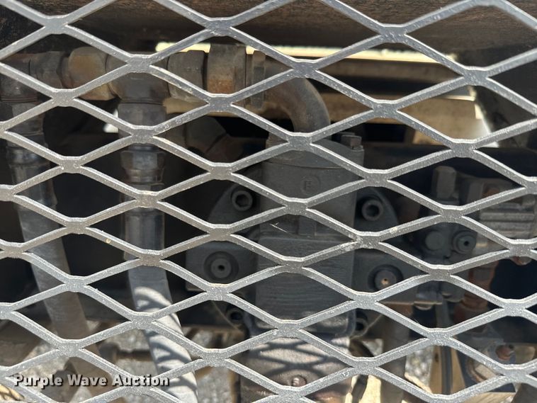 image for item EJ2710 1990 Ford F800 bucket truck