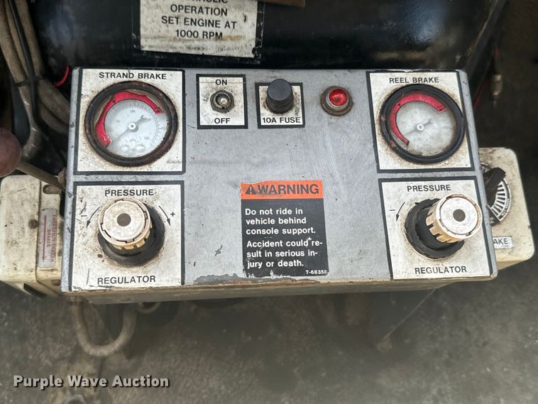 image for item EJ2710 1990 Ford F800 bucket truck