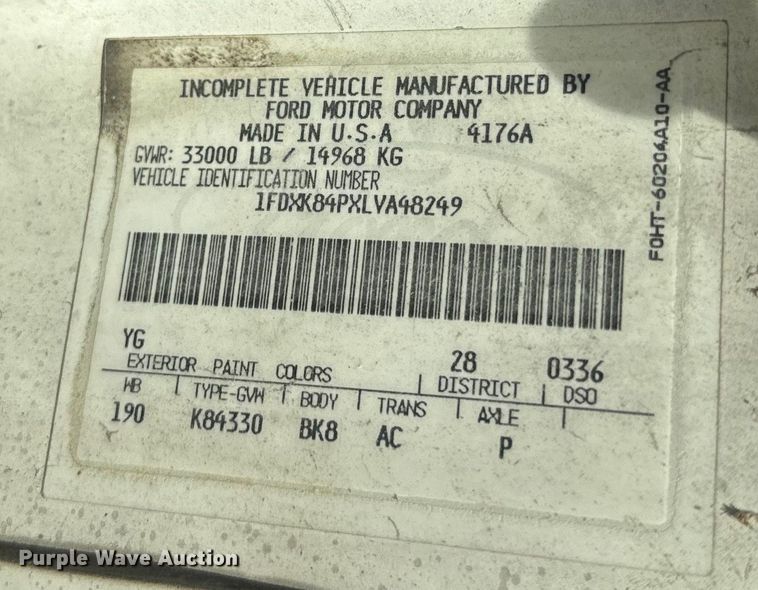 image for item EJ2710 1990 Ford F800 bucket truck