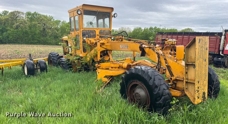 image for item EJ2717 Galion 160 Series B rigid frame motor grader