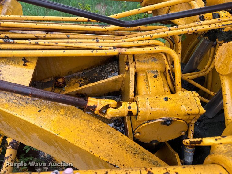 image for item EJ2717 Galion 160 Series B rigid frame motor grader