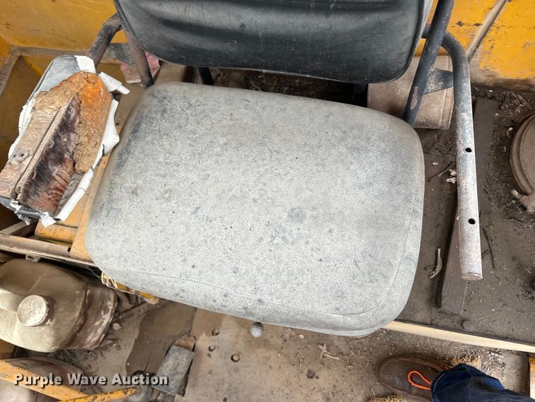 image for item EJ2717 Galion 160 Series B rigid frame motor grader