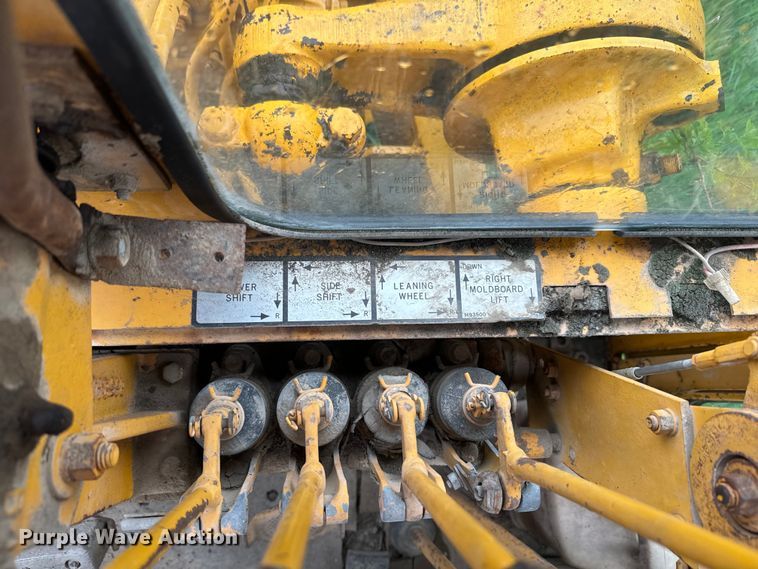 image for item EJ2717 Galion 160 Series B rigid frame motor grader