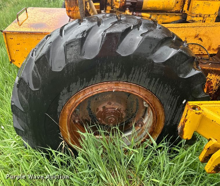 image for item EJ2717 Galion 160 Series B rigid frame motor grader