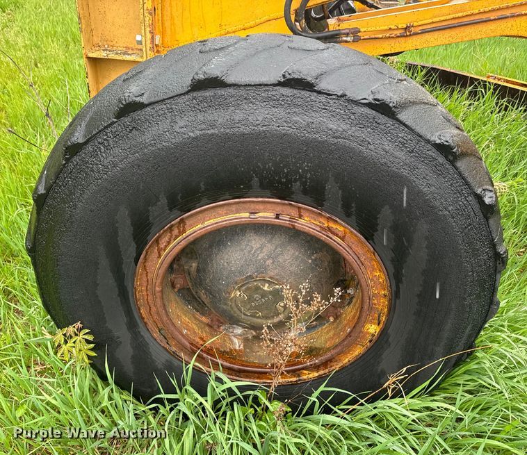 image for item EJ2717 Galion 160 Series B rigid frame motor grader