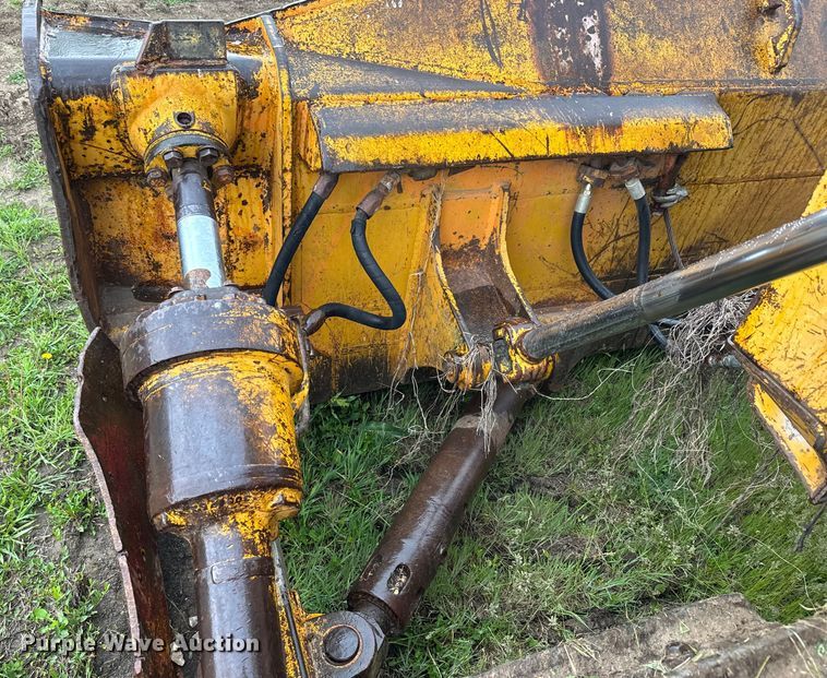 image for item EJ2718 1974 Fiat-Allis 16-B dozer