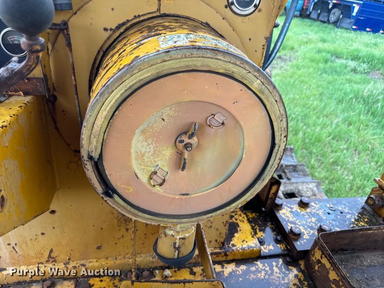 image for item EJ2718 1974 Fiat-Allis 16-B dozer