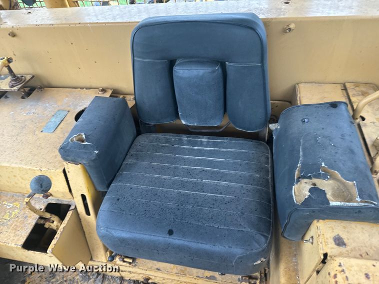 image for item EJ2719 1971 Fiat-Allis 16-B dozer