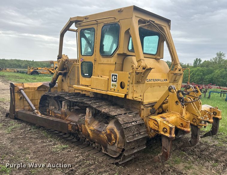 image for item EJ2720 Caterpillar D7G dozer