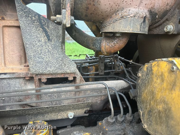 image for item EJ2720 Caterpillar D7G dozer