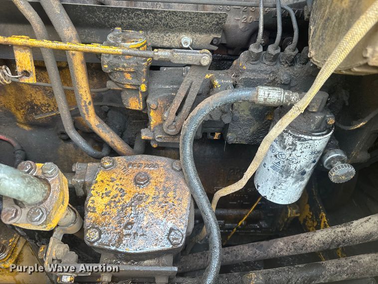 image for item EJ2720 Caterpillar D7G dozer