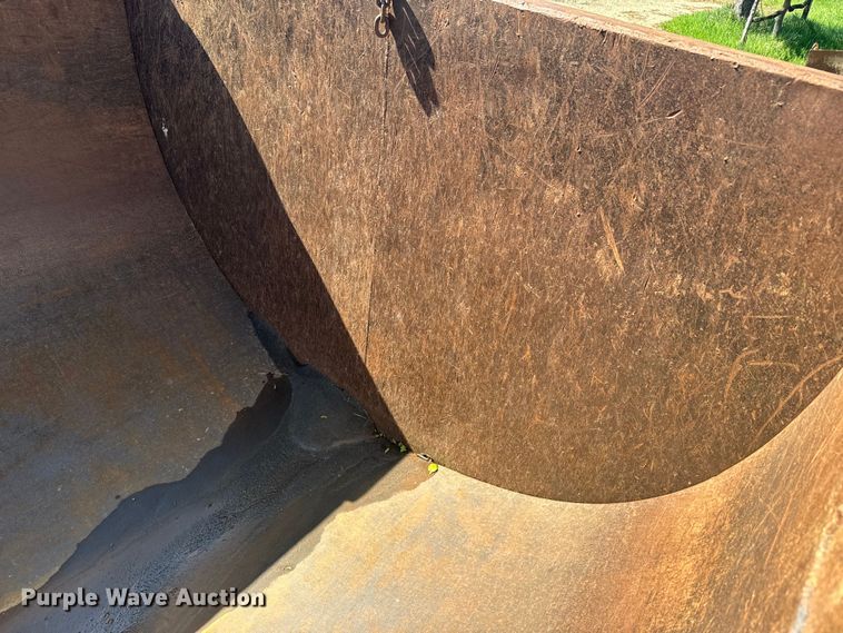 image for item EJ2722 1996 Western Star 4900 dump truck