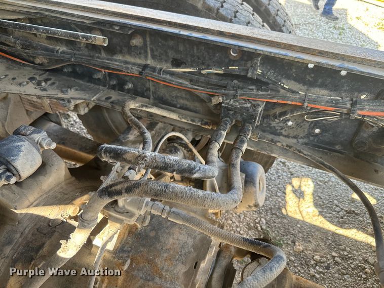 image for item EJ2722 1996 Western Star 4900 dump truck