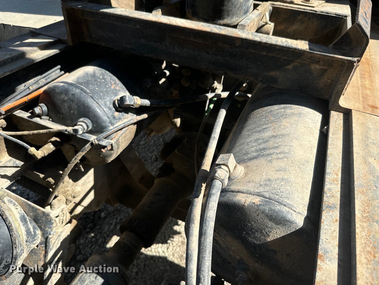 image for item EJ2722 1996 Western Star 4900 dump truck