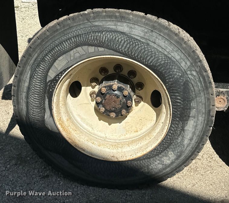 image for item EJ2722 1996 Western Star 4900 dump truck