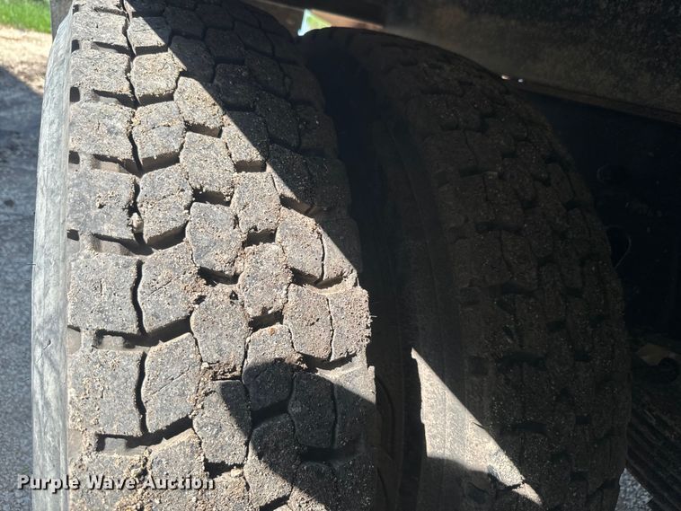 image for item EJ2722 1996 Western Star 4900 dump truck