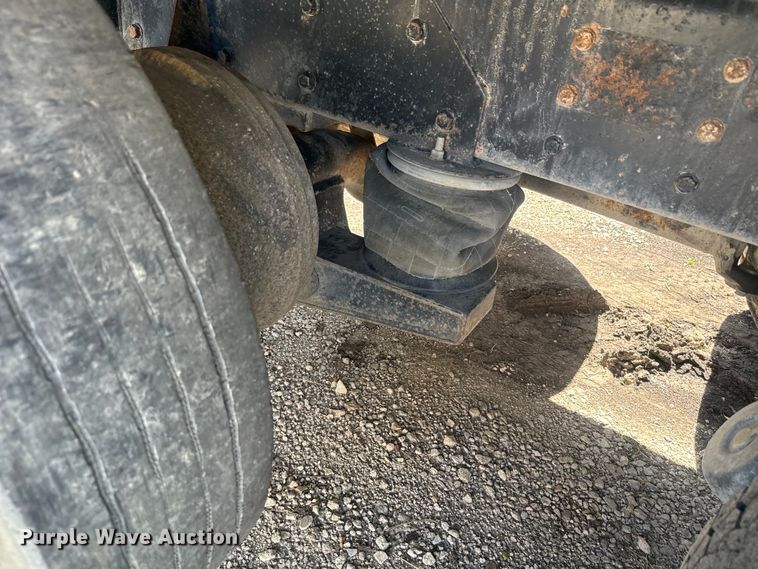 image for item EJ2722 1996 Western Star 4900 dump truck