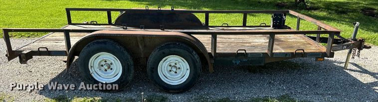 image for item EJ2730 2006 J&W utility trailer