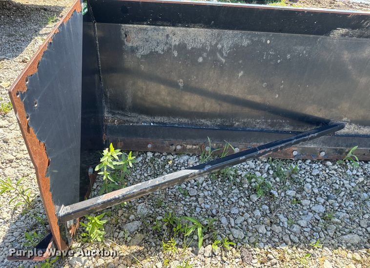 image for item EJ2731 Den Hartog Industries Arctic Assault skid steer snow pusher