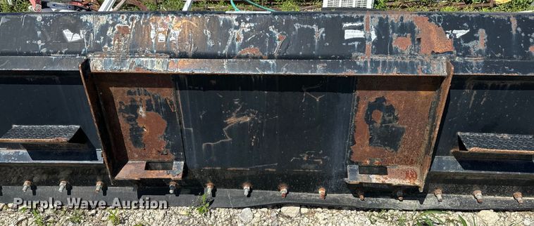 image for item EJ2731 Den Hartog Industries Arctic Assault skid steer snow pusher