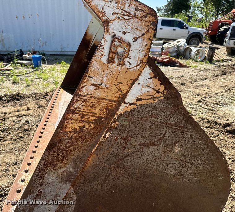 image for item EJ2732 Rockland bucket