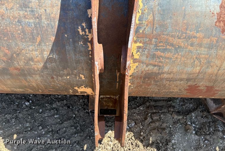 image for item EJ2732 Rockland bucket