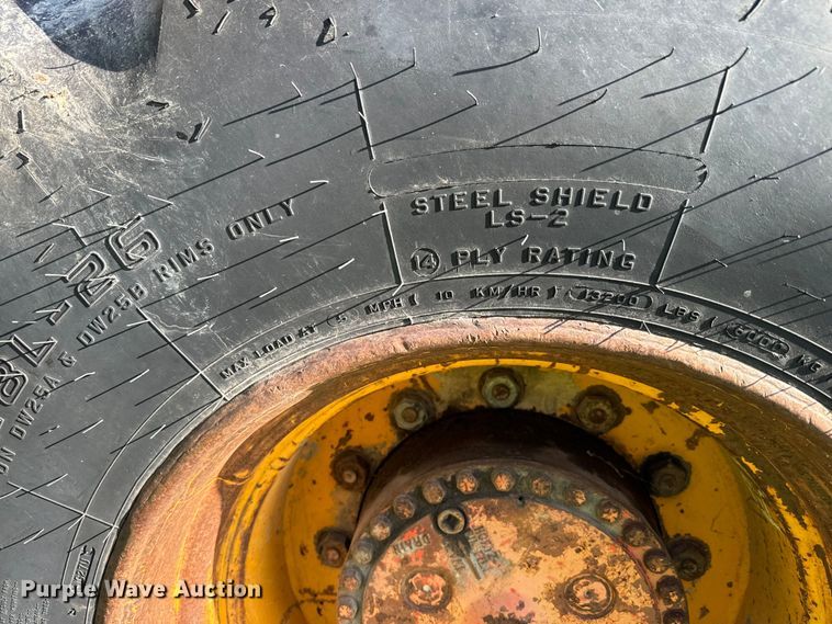 image for item EJ2733 1984 Rockwell International Timberjack 450 skidder