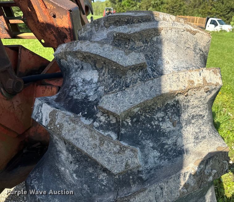 image for item EJ2733 1984 Rockwell International Timberjack 450 skidder