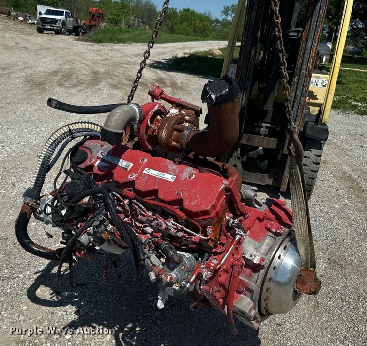 image for item EJ2737 2011 Cummins QSB6.7 engine