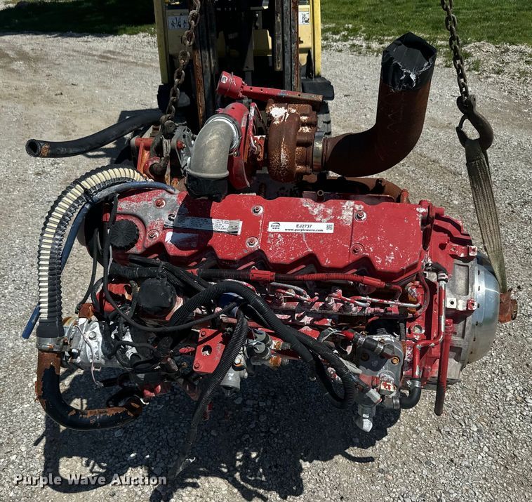 image for item EJ2737 2011 Cummins QSB6.7 engine