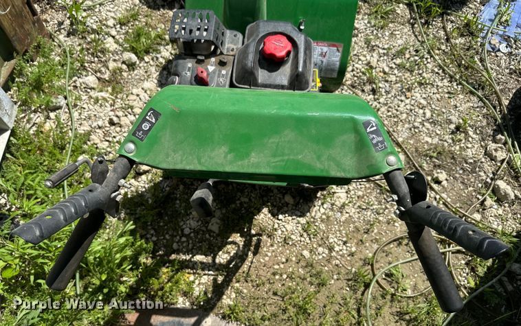 image for item EJ2740 John Deere 726E snow blower