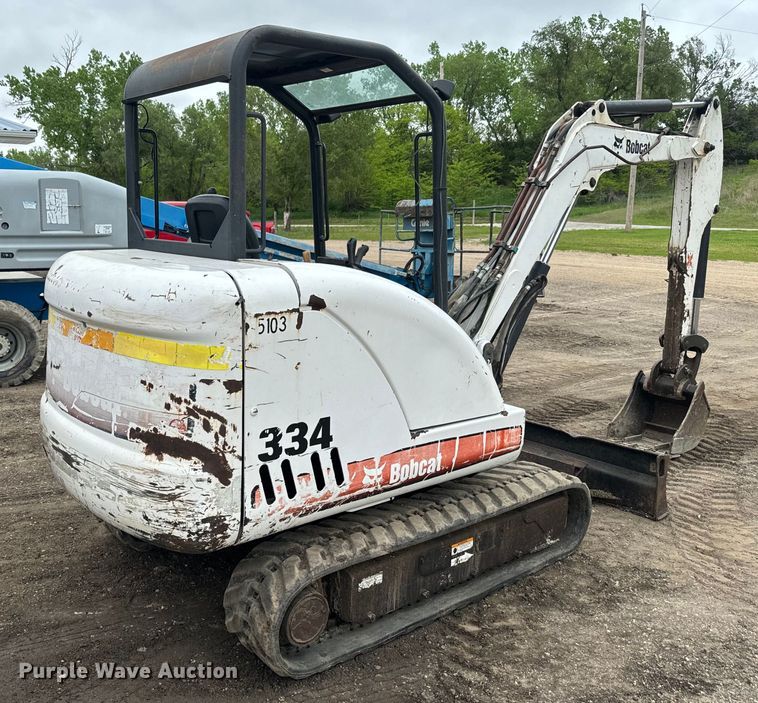 image for item EJ2742 2006 Bobcat  334G mini excavator