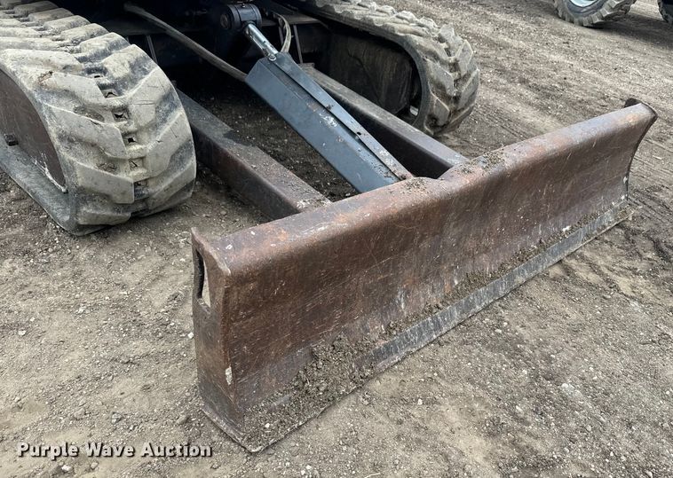 image for item EJ2742 2006 Bobcat  334G mini excavator