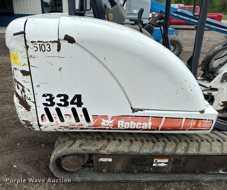 image for item EJ2742 2006 Bobcat  334G mini excavator