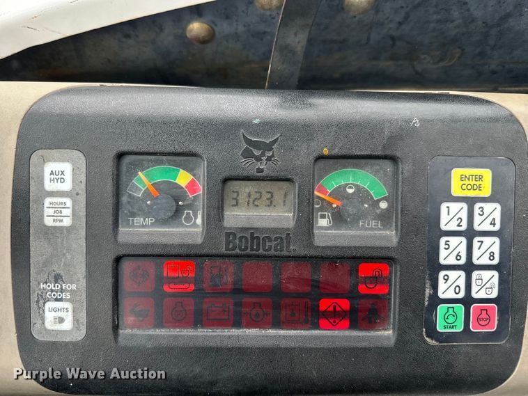 image for item EJ2742 2006 Bobcat  334G mini excavator