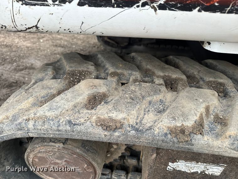 image for item EJ2742 2006 Bobcat  334G mini excavator